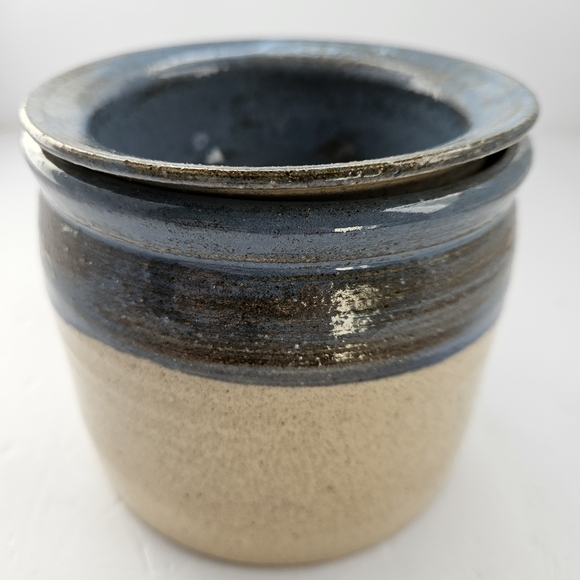 Studio Pottery Dip Chiller/Warmer Blue Beige Signed 2009 Great Condition - Picture 6 of 10